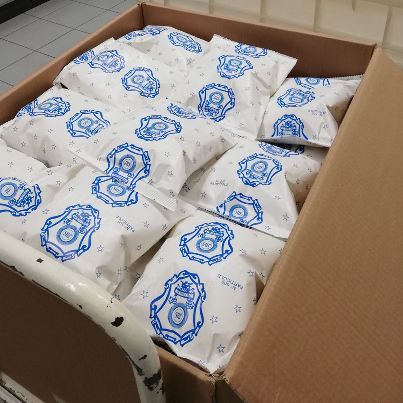 box-20-special-packs-500-pieces-1320x1320