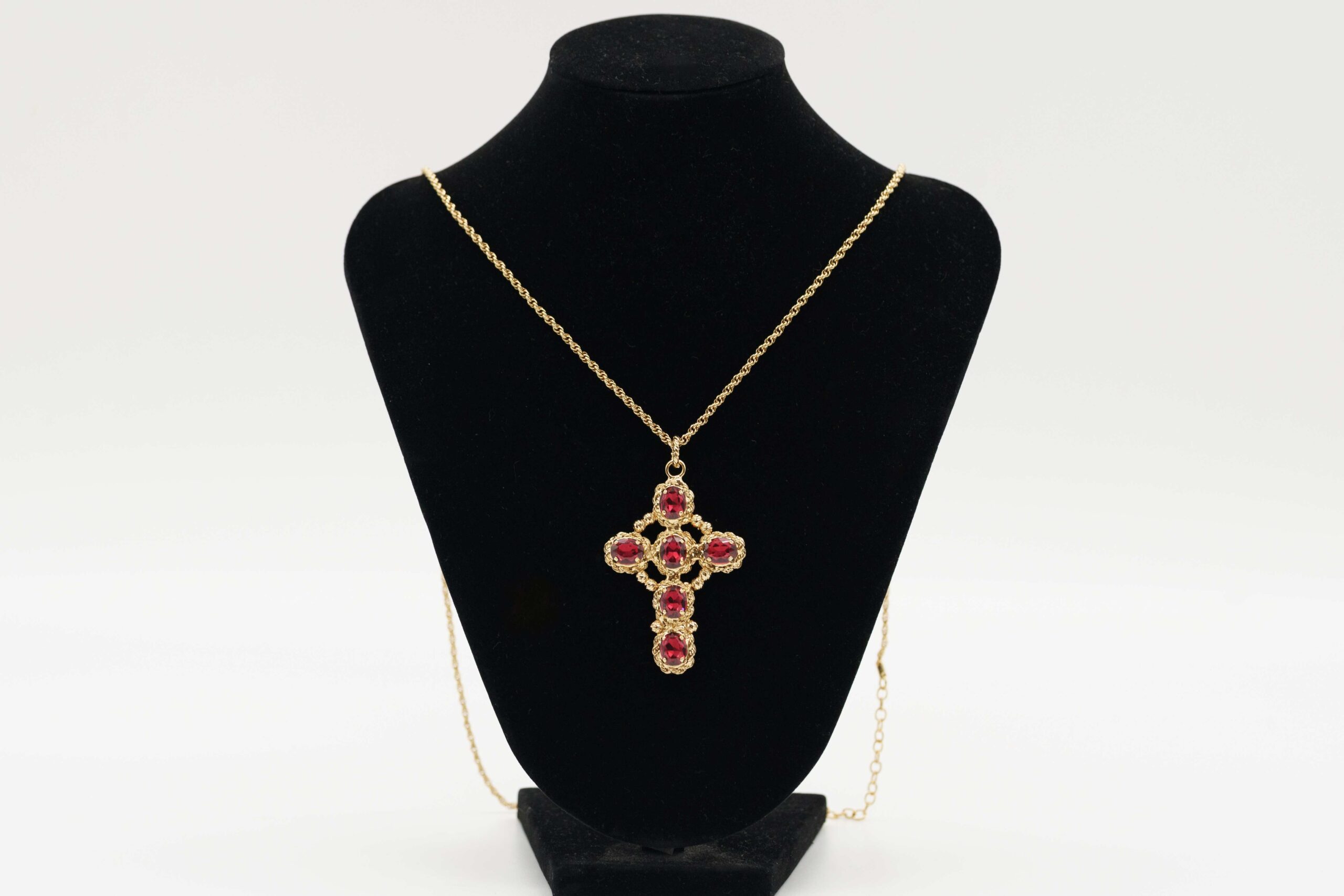 Collana Crocifisso MonnaLuna Rossa